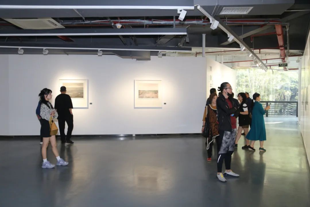 游心于藝——方曉龍水彩藝術(shù)展在深圳大學(xué)美術(shù)館開(kāi)幕